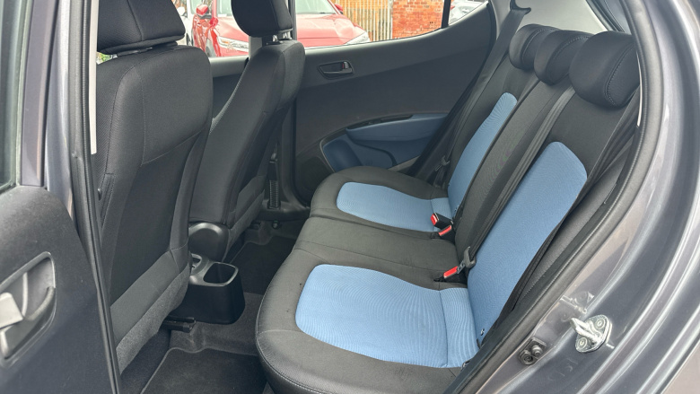 Hyundai i10 1.2 SE 5dr Auto Petrol Hatchback